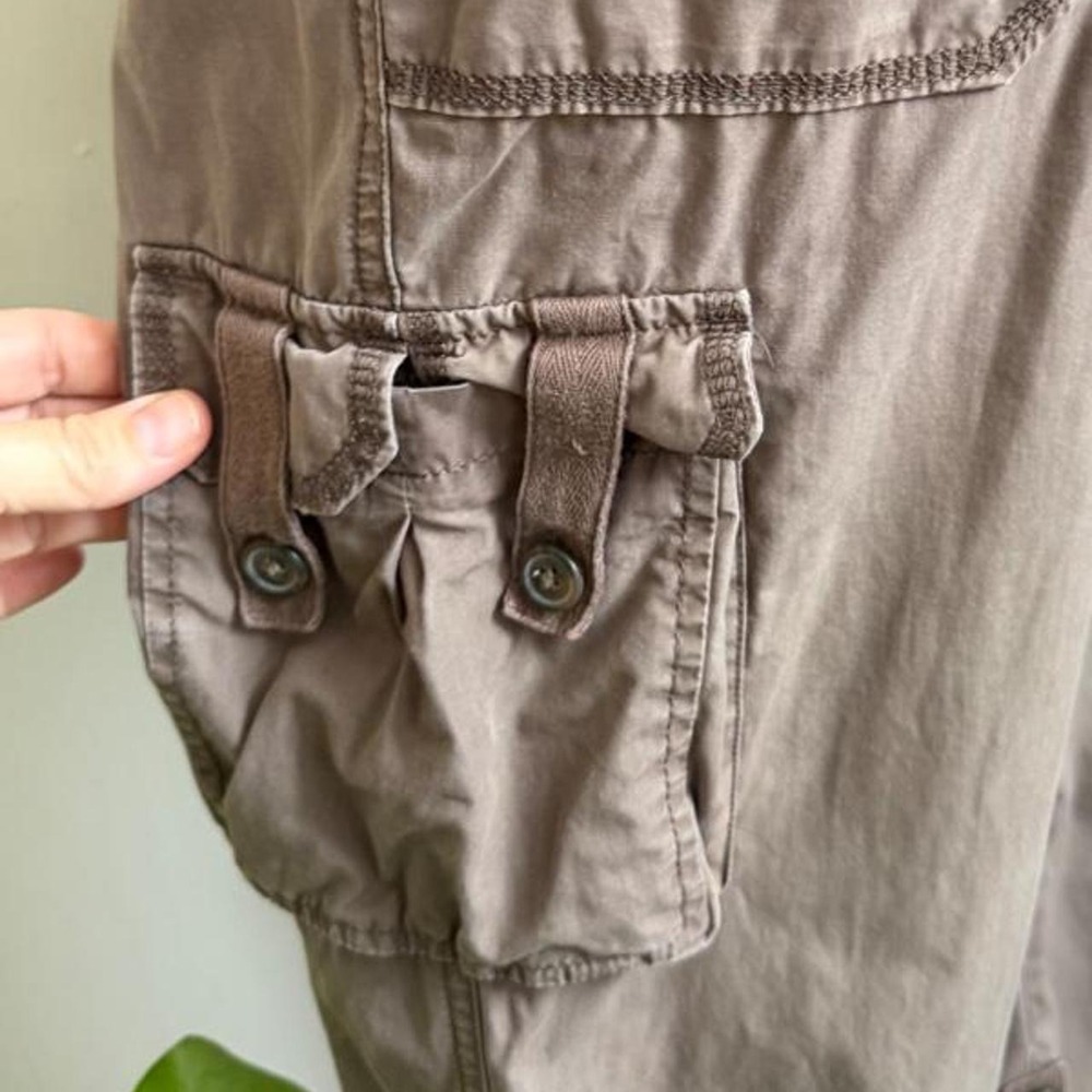 Old Navy Womens 8 Brown Low Rise Cargo Pants Y2K Utility Roll Up Mushroom Brown - Picture 5 of 8